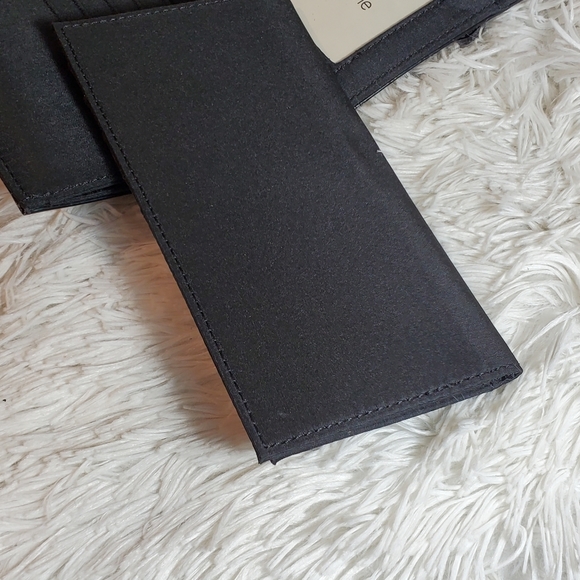 Liz Claiborne "Money Talks" Wallet NWT - Picture 11 of 16